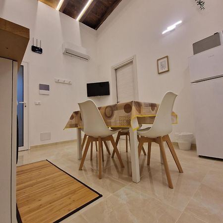 House In The Castle Via Gramignani N 35 Catania别墅 外观 照片